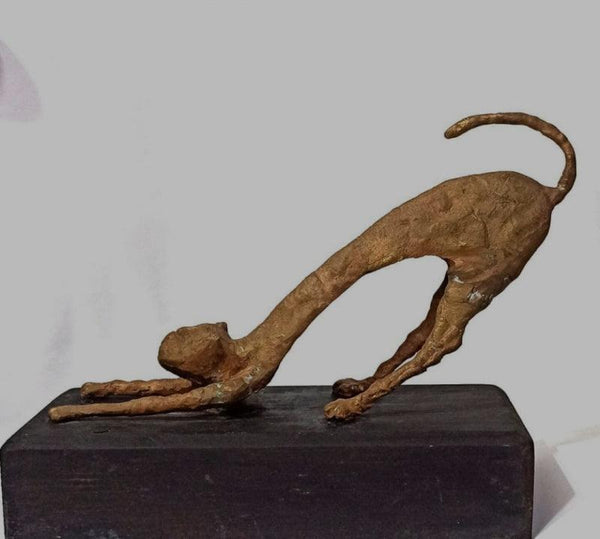 Animals sculpture titled 'Lazy', 13x11x6 inches, by artist Rohan Pawar on Brass