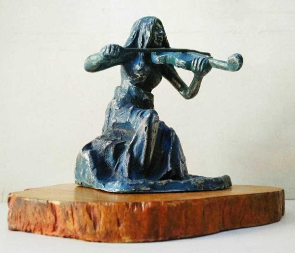 Figurative sculpture titled 'Violin Girl', 8x7x5 inches, by artist Akhlesh Gaaur on Aluminium